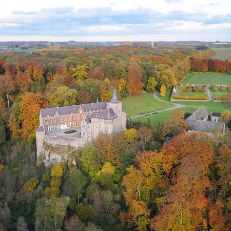 Domaine Mielmont Bed & Breakfast Mazy Bagian luar foto