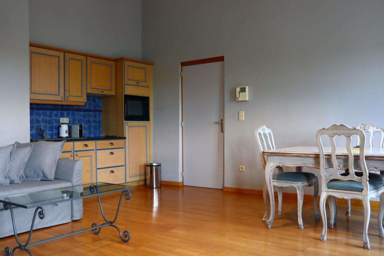 Domaine Mielmont Bed & Breakfast Mazy Bagian luar foto