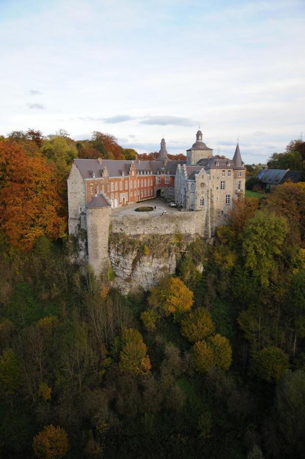 Domaine Mielmont Bed & Breakfast Mazy Bagian luar foto