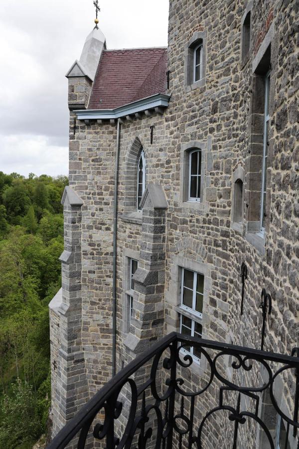 Domaine Mielmont Bed & Breakfast Mazy Bagian luar foto